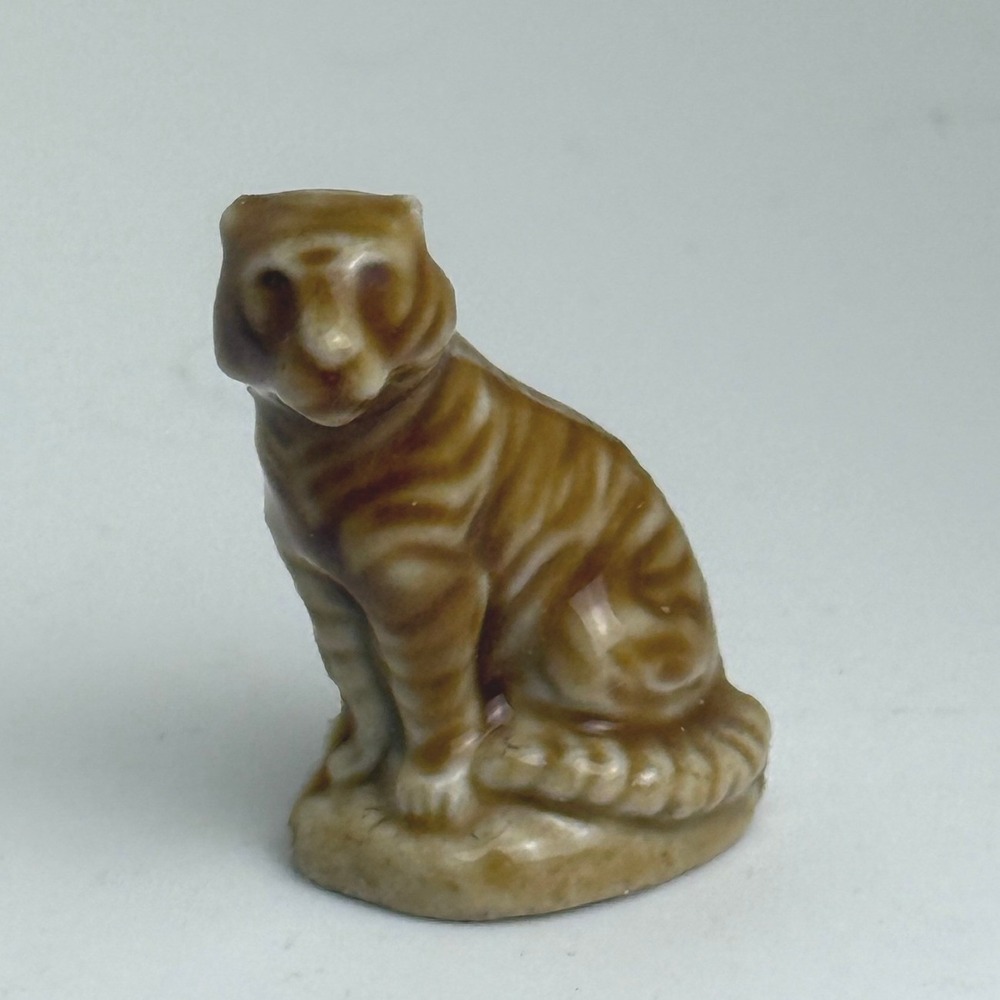 Wade Whimsies Tiger Miniature Figurine Brown Tan Glazed Porcelain Series 5